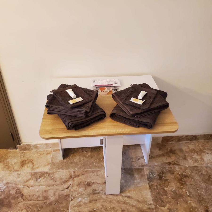 Maclenfa: Charmant Studio Au Coeur De L'Herault. سانت-غيلام-لو-ديزرت المظهر الخارجي الصورة